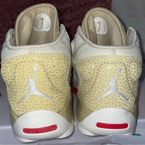 Jordan Zion 2 Fossil/Sail/Team Gold/University Red DO8990-217 Men’s 10.5 - Picture 6 of 16